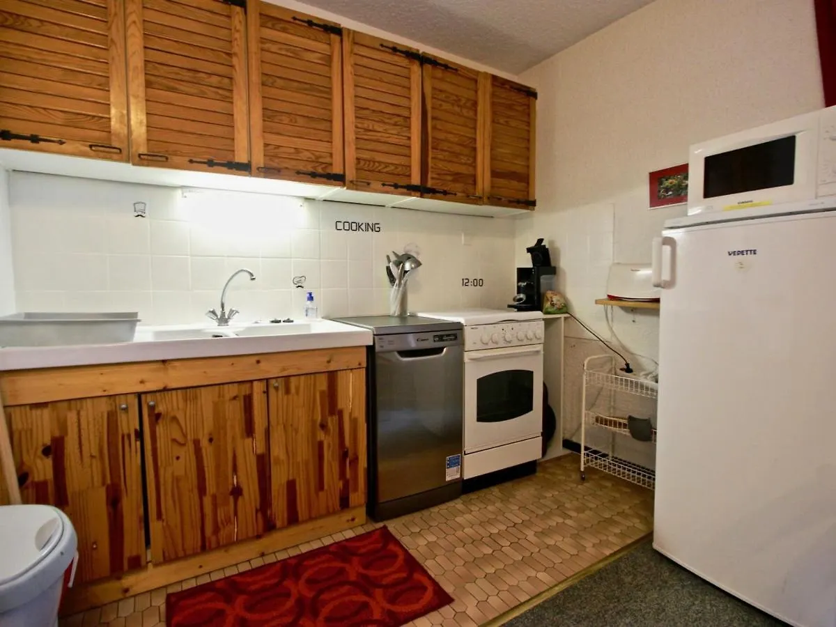 Appartement 2 Pieces + Cabine 6 Places, Proche Pistes Et Commerces A Chamrousse - Fr-1-549-50